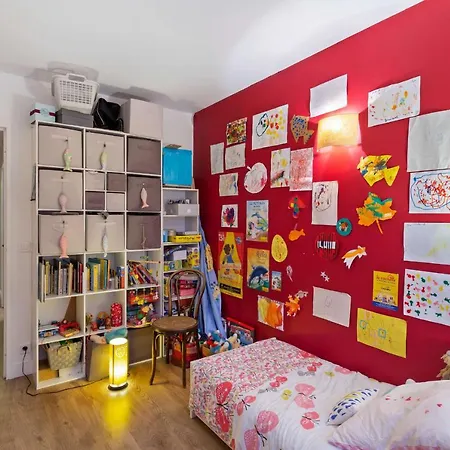 Wonderful 2 Bdr Apt In Place Souham By Guestready * Paris